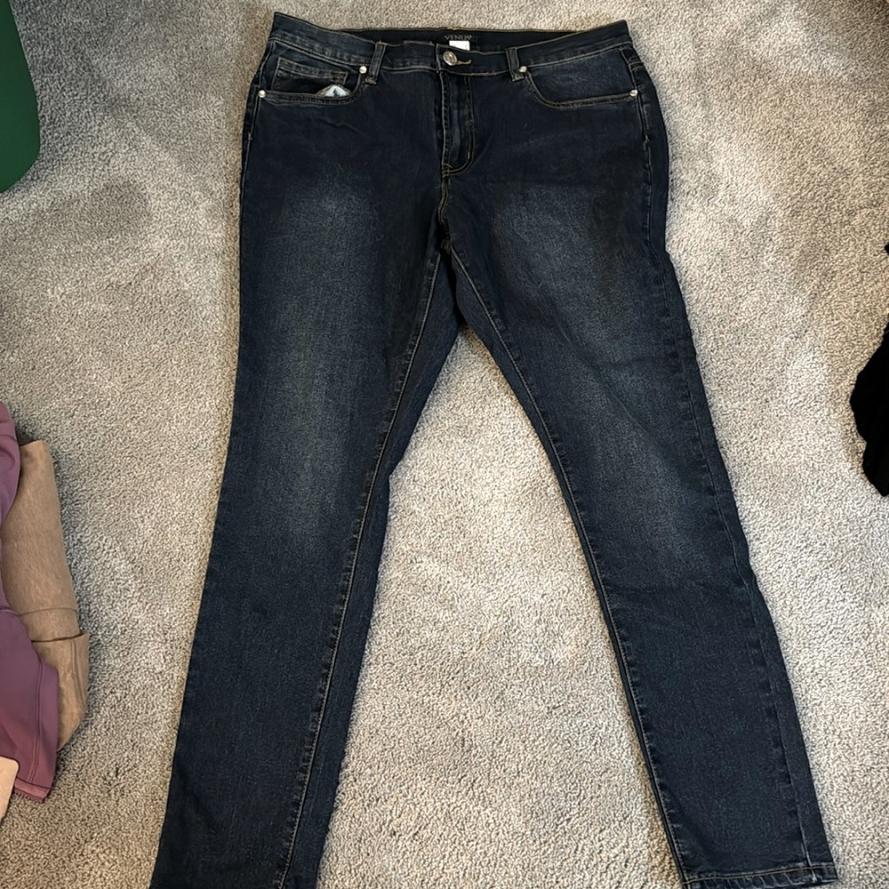 Venus Skinny Jeans